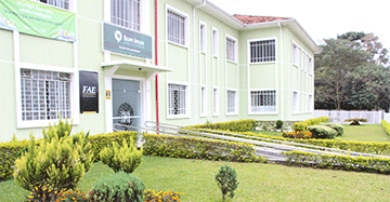 Fachada da FAE Araucária