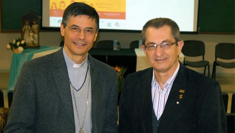 FAE recebe o Bispo Referencial da Comunicação da Arquidiocese de Curitiba, Dom José Mário Angonese, para abertura do evento.