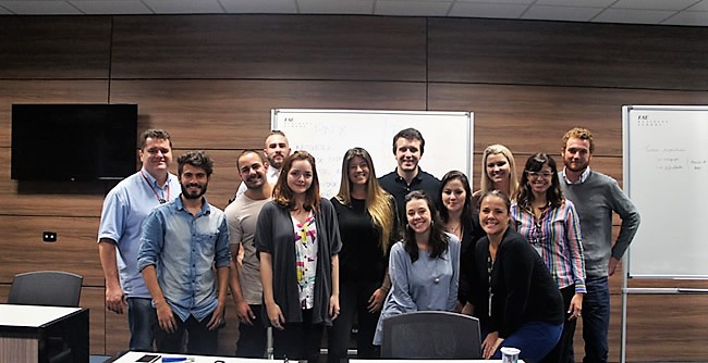 FAEx promove comunidade prática para egressos empreendedores compartilharem seus conhecimentos