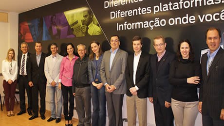 Gestores da AFESBJ e do GRPCOM participaram de uma reunião sobre o atual cenário da imprensa em relação à educação paranaense.