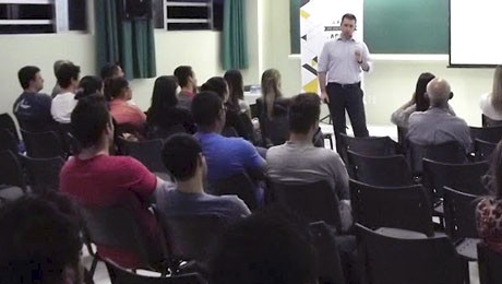 FAE SJP realiza palestra para alertar os acadêmicos sobre o câncer de próstata.