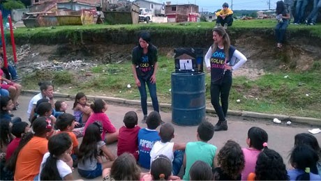 Pastoral Universitária e grupo de voluntários atuam com crianças e idosos em situação de vulnerabilidade social