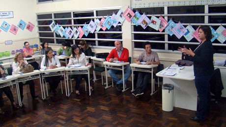 Debate e visita técnica movimentam o curso de Pedagogia.