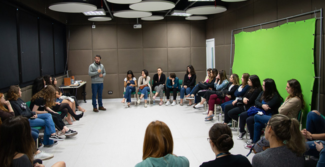 Evento reuniu mais de 800 alunos, comunidade e funcionários em centenas de atividades 