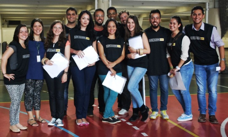 Equipe de voluntários da Pastoral Universitária da FAE.