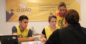 Professores e alunos da FAE fazem atendimento gratuito sobre a declaração fiscal até o dia 27 de abril