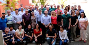 Representantes da FAE Centro Universitário e do Colégio Bom Jesus estiverem presentes