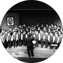 É fundado o Instituto dos Meninos Cantores de Petrópolis.
